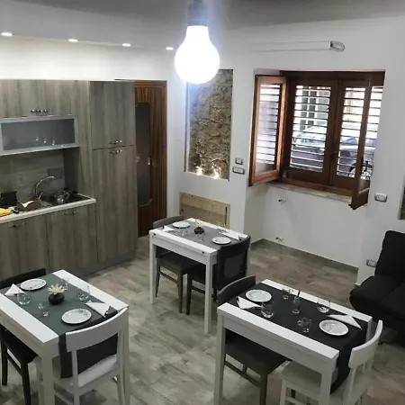 Impeccable 3-Bed House In Vibo Valentia