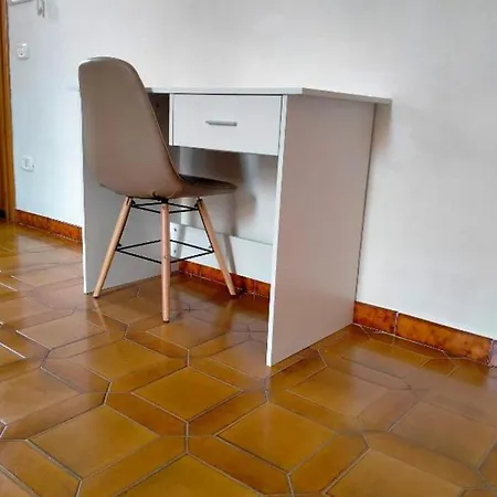Impeccable 3-Bed House In Vibo Valentia Ferienhaus *